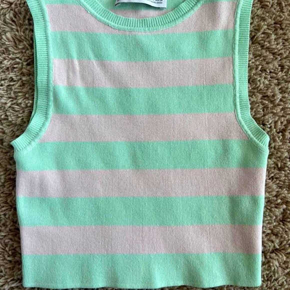 Zara knit crop top - Picture 1 of 2